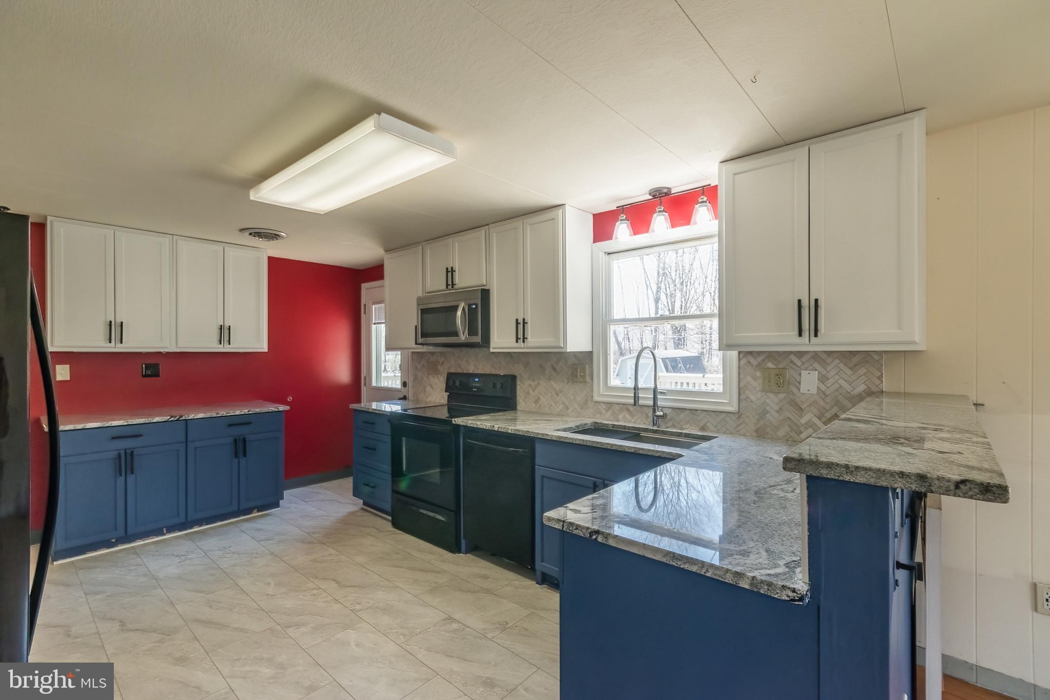 POTOMAC WOODS - Residential