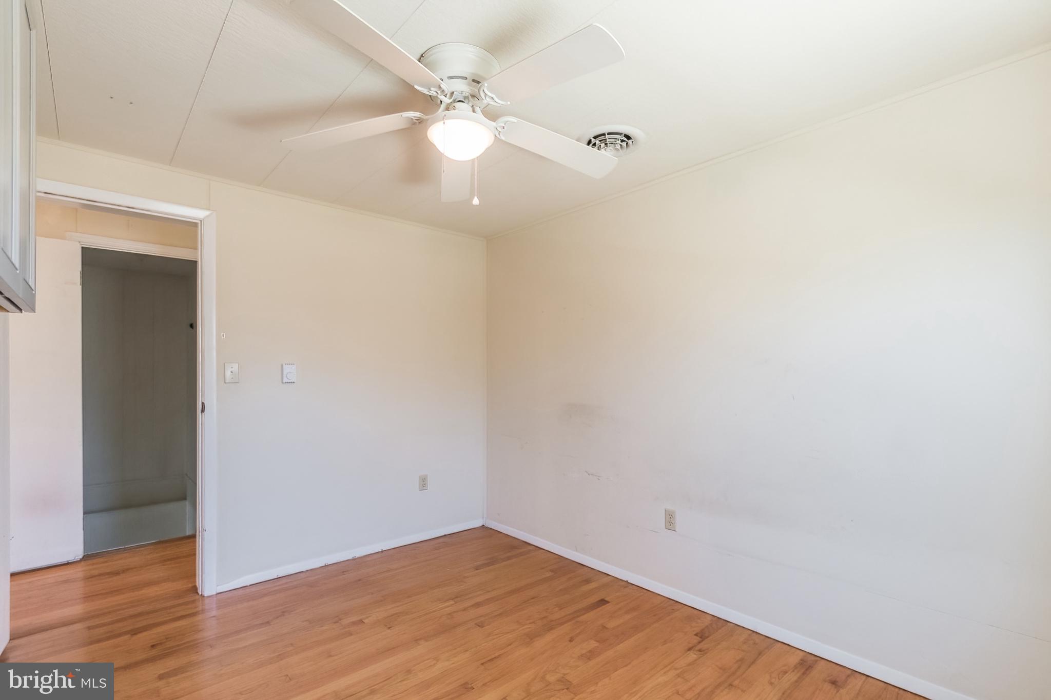 POTOMAC WOODS - Residential