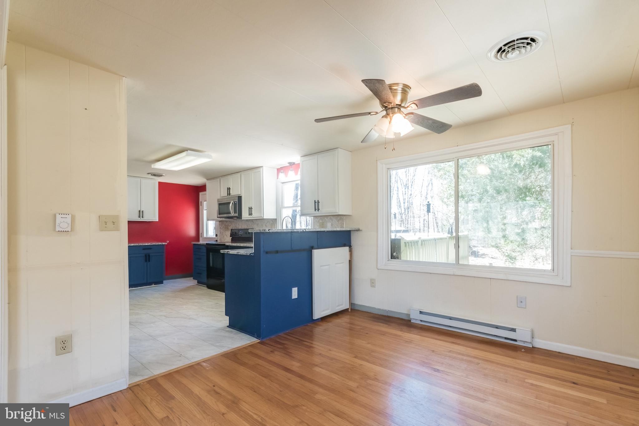 POTOMAC WOODS - Residential