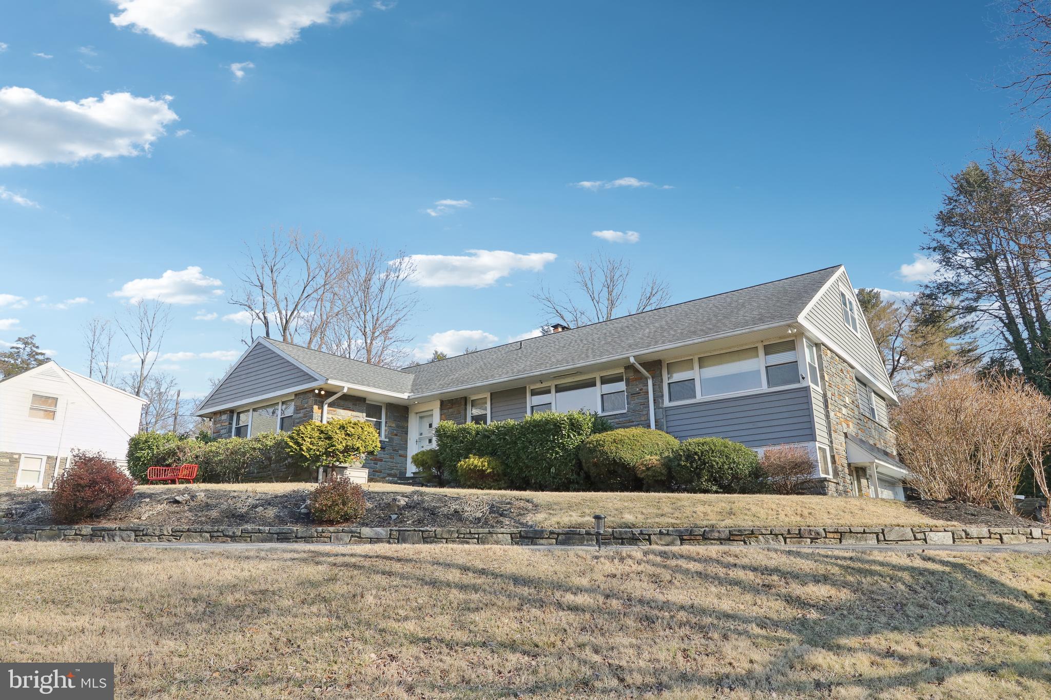 468 N HIGHLAND AVENUE