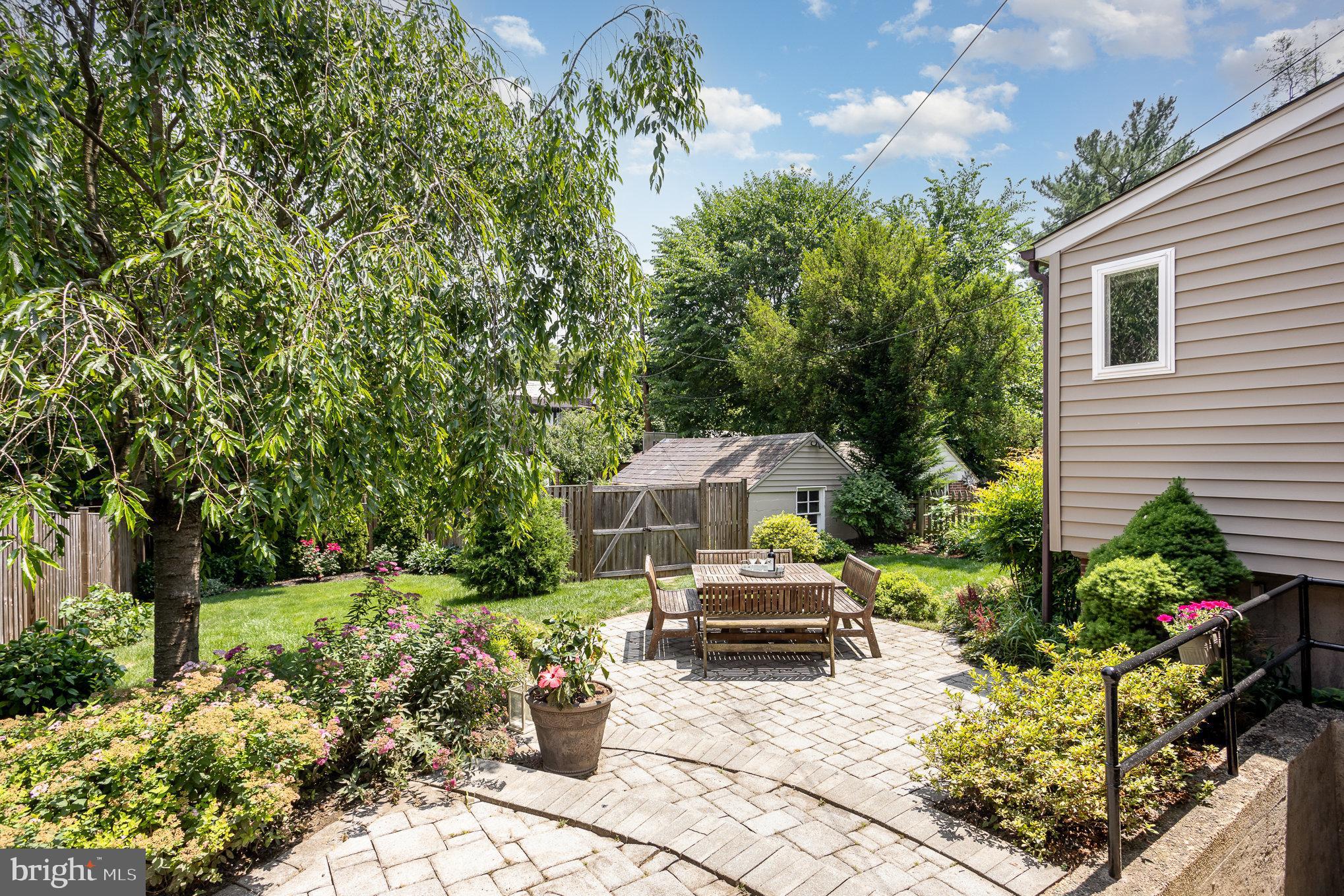 4407 SEDGWICK ROAD