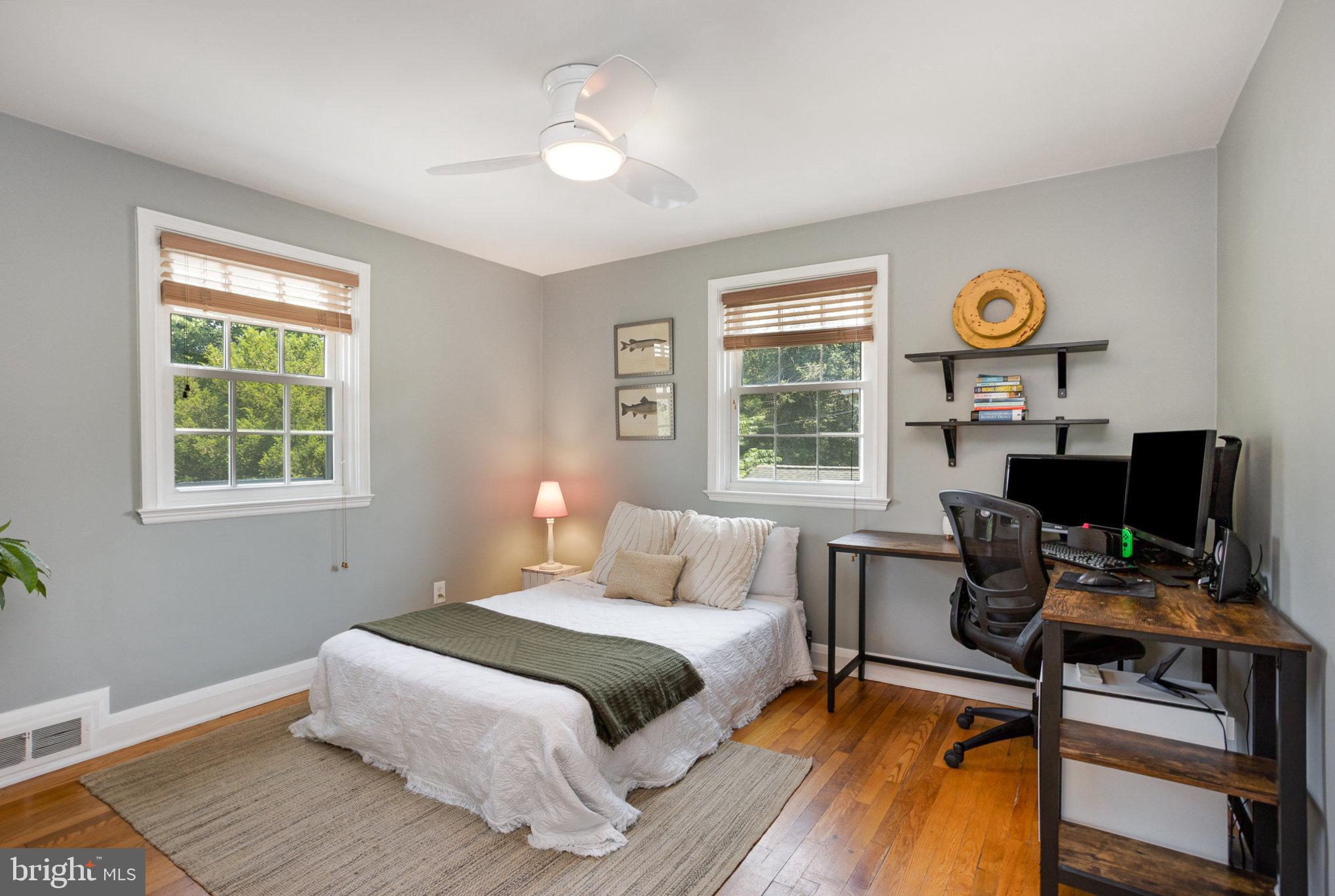 ROLAND PARK - Residential