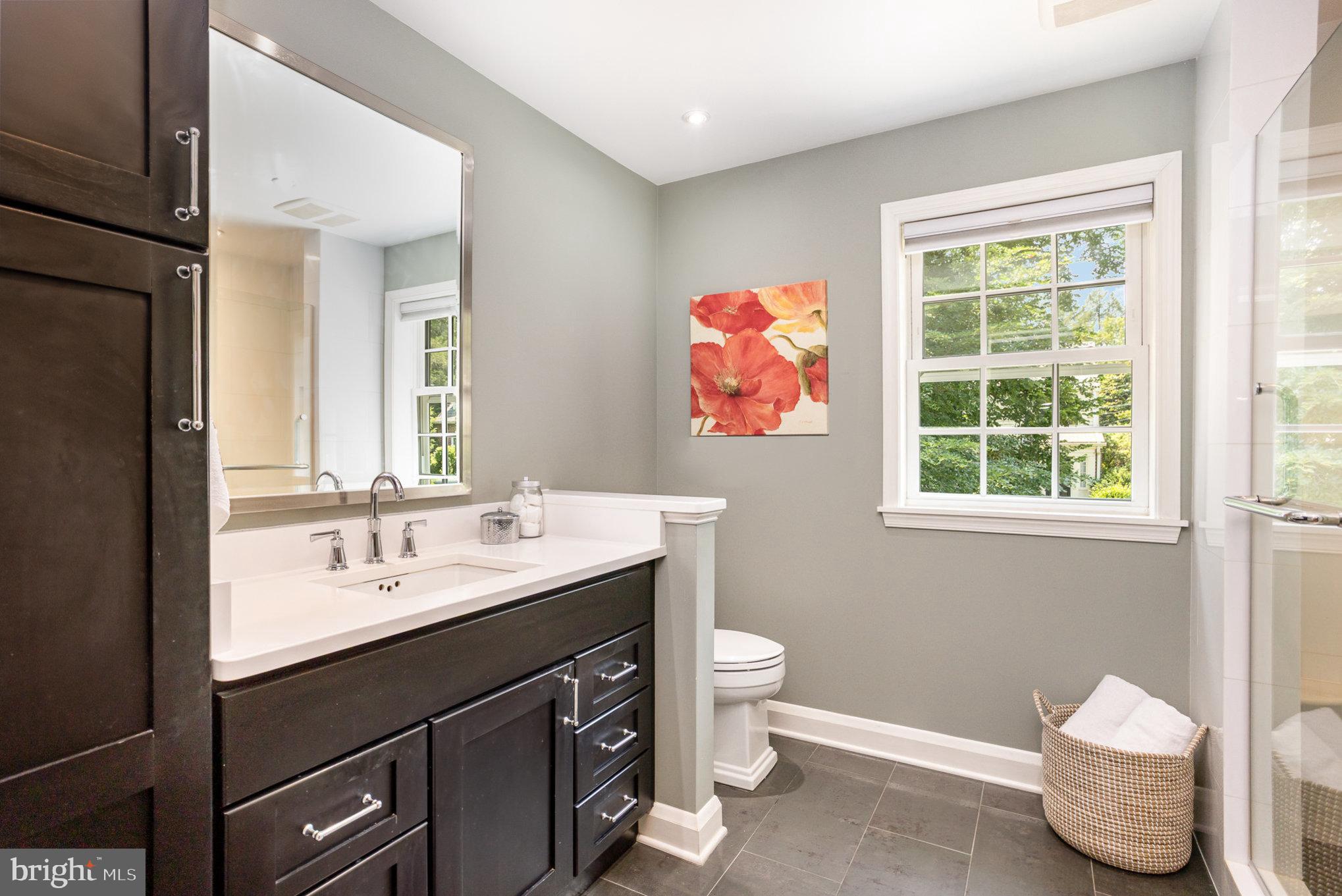 ROLAND PARK - Residential