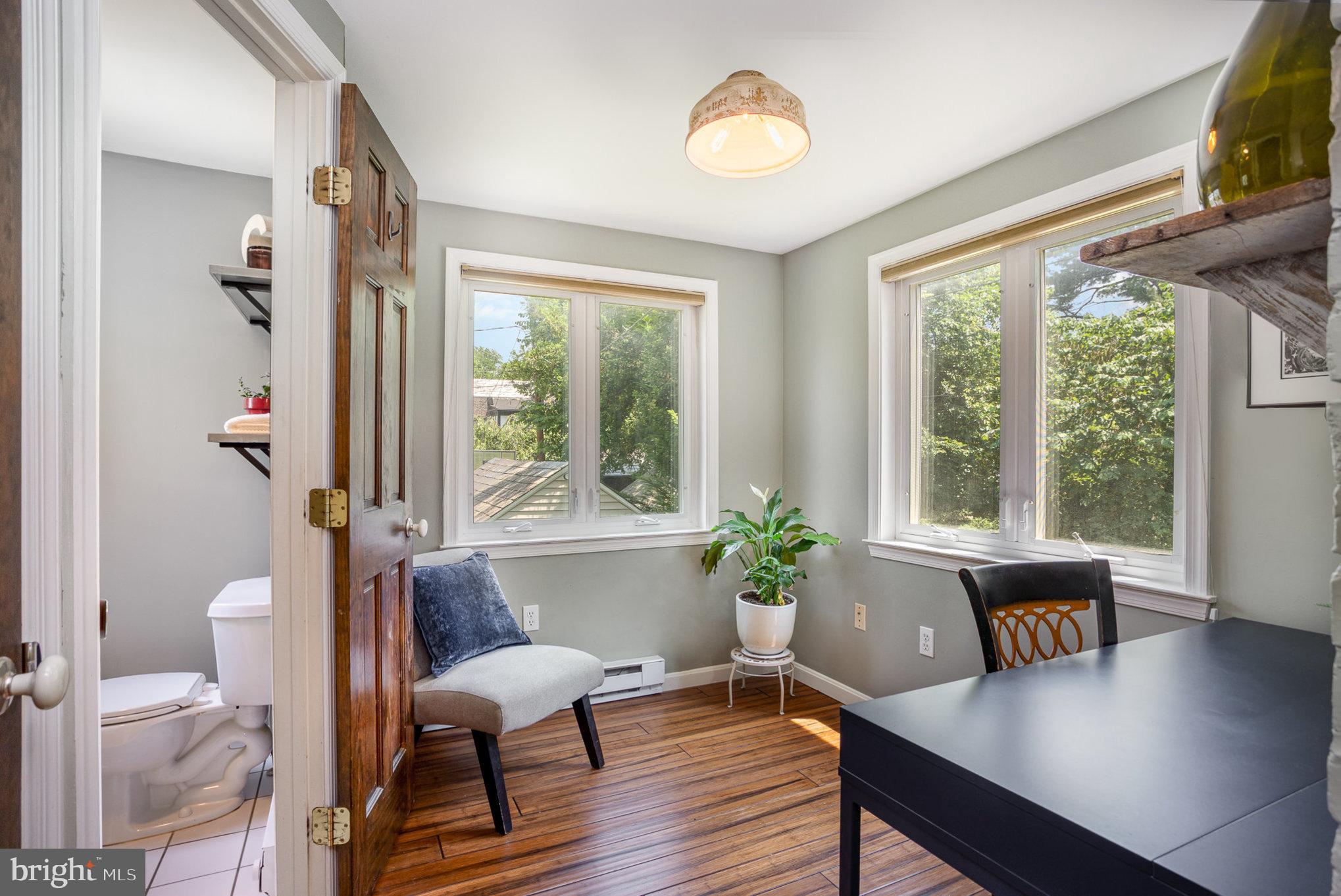 ROLAND PARK - Residential