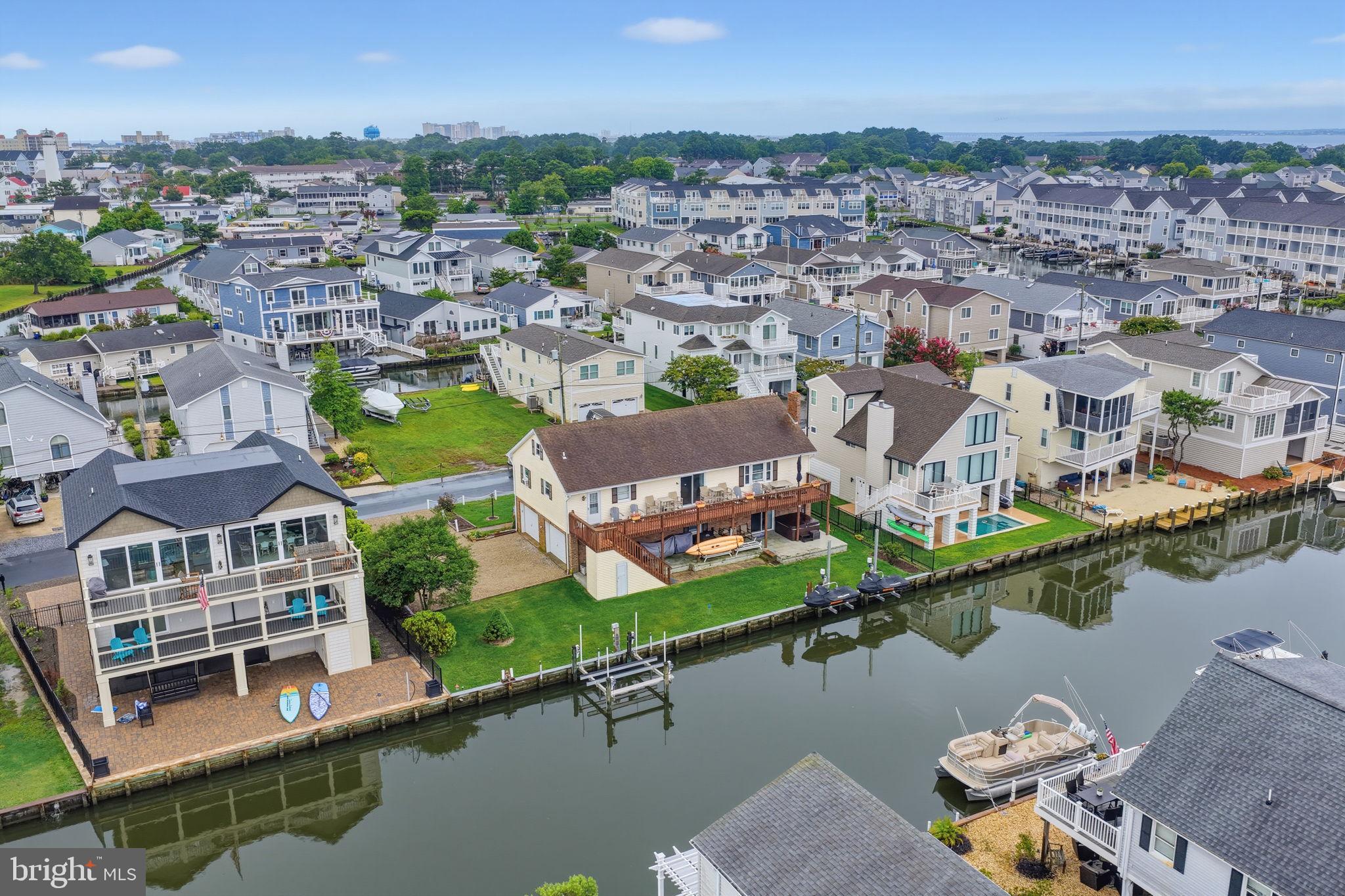 47 BAYSIDE DRIVE