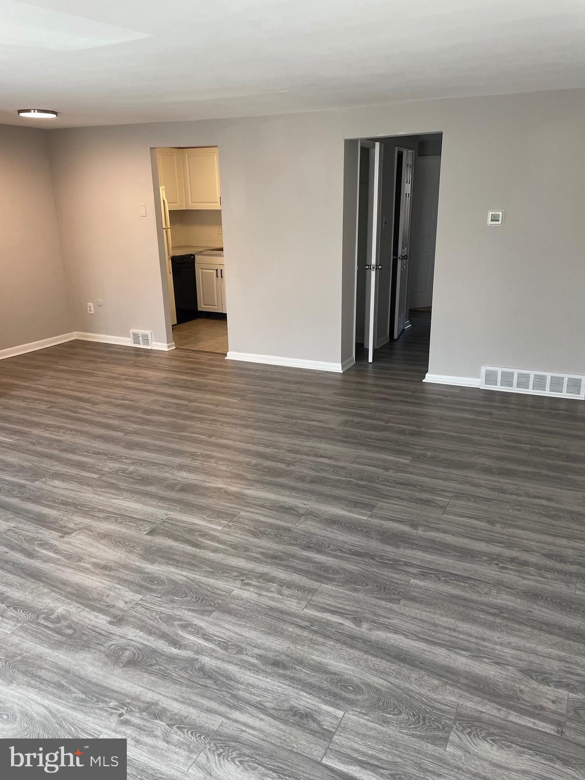 BRIGHTON VIL - Residential Lease