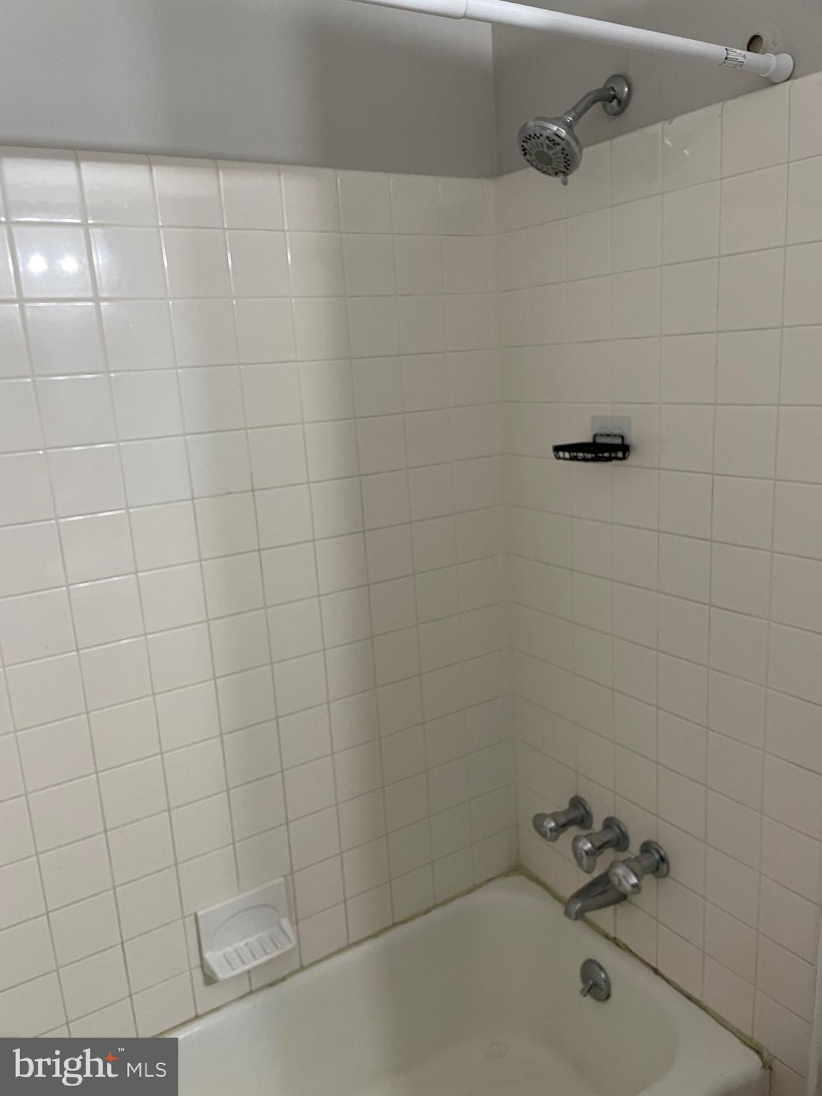 BRIGHTON VIL - Residential Lease