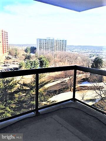 WATERGATE AT LANDMARK - Residential Lease