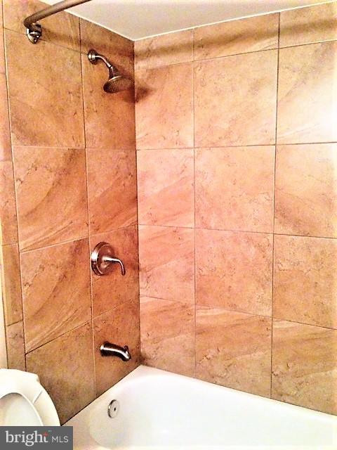 WATERGATE AT LANDMARK - Residential Lease