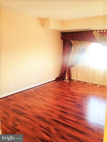 WATERGATE AT LANDMARK - Residential Lease