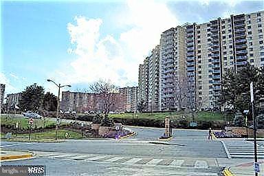 WATERGATE AT LANDMARK - Residential Lease