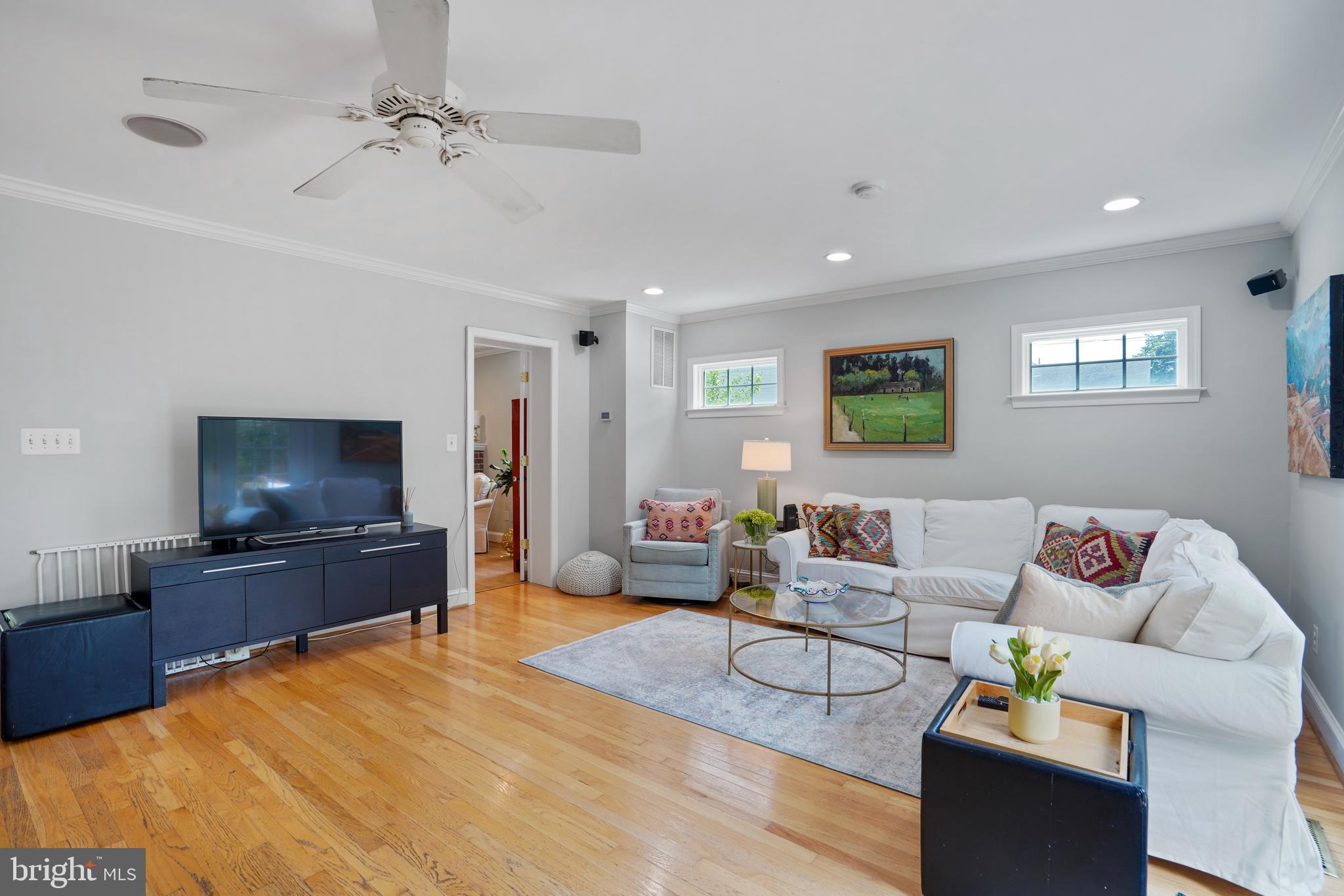 DYES OAKCREST - Residential