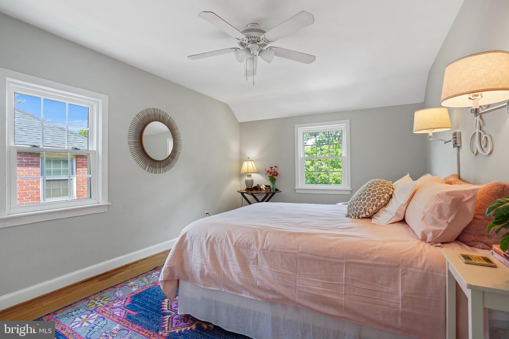 DYES OAKCREST - Residential