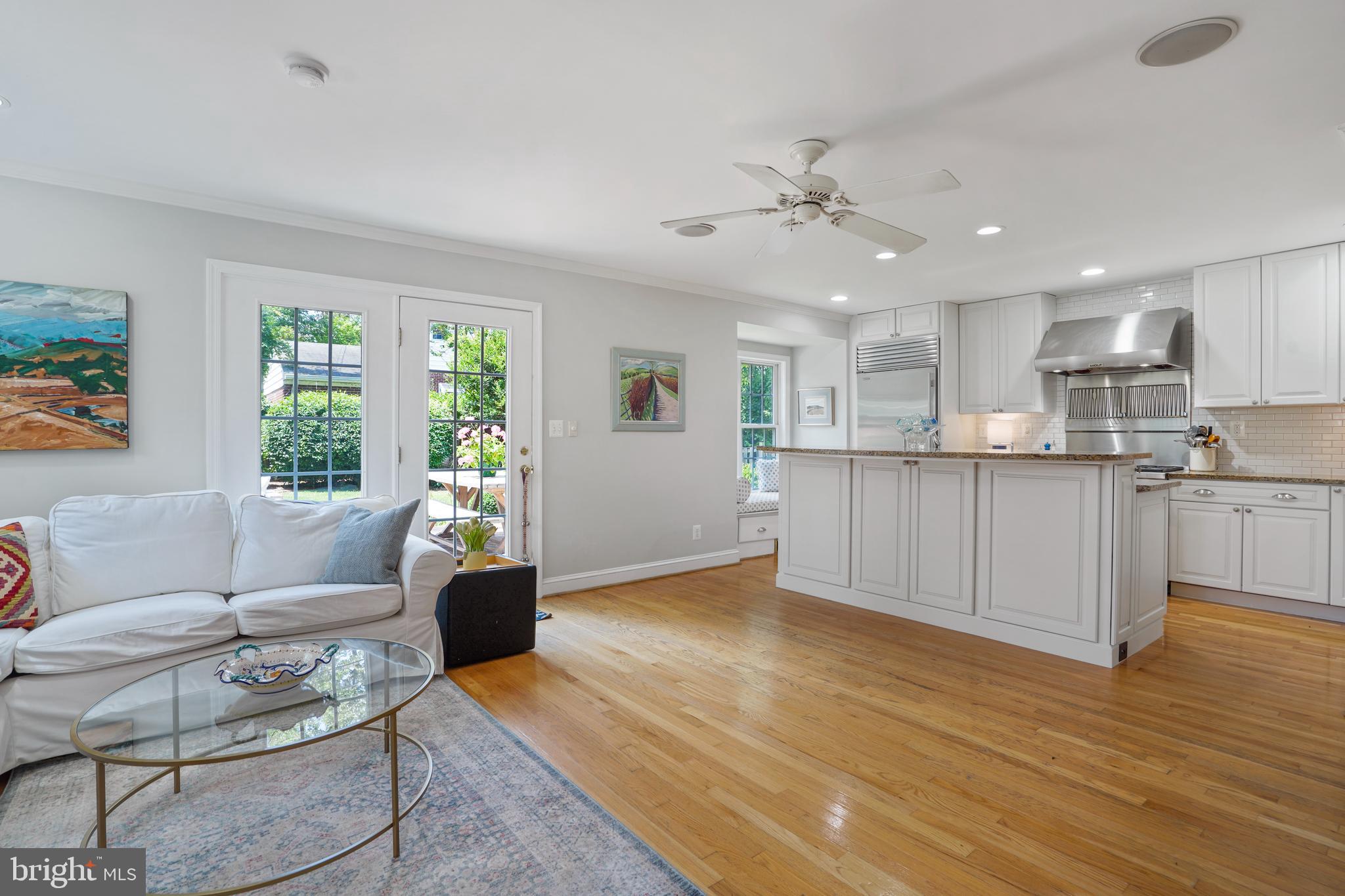 DYES OAKCREST - Residential