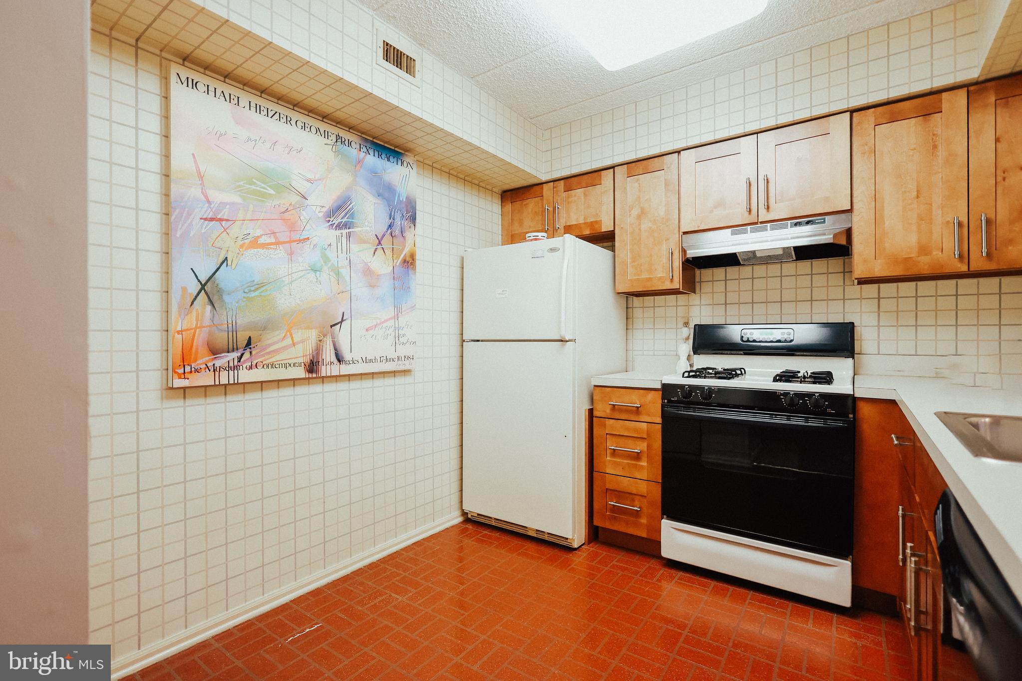 VALLEY GLEN - Residential