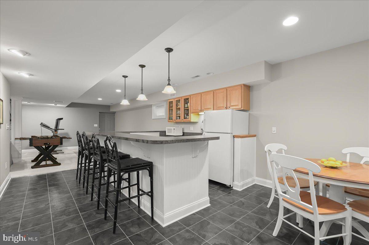 THE WARFIELDS - Residential