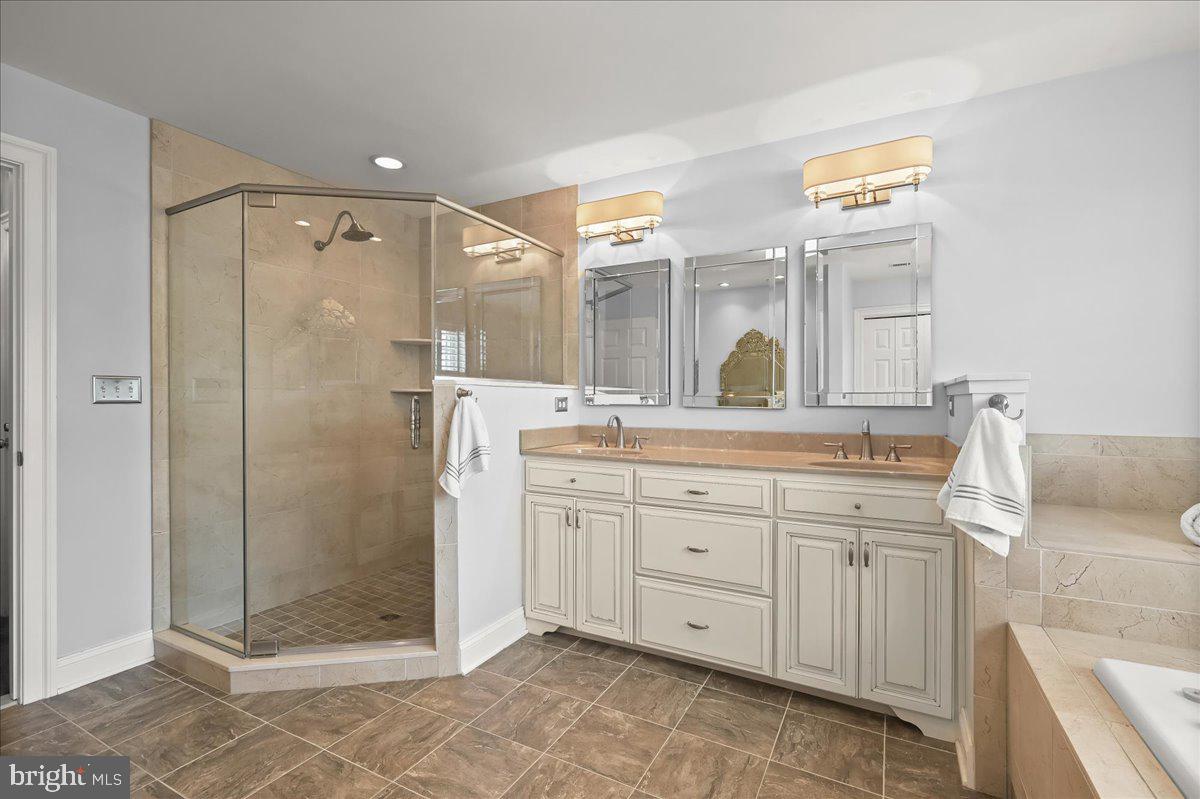 THE WARFIELDS - Residential