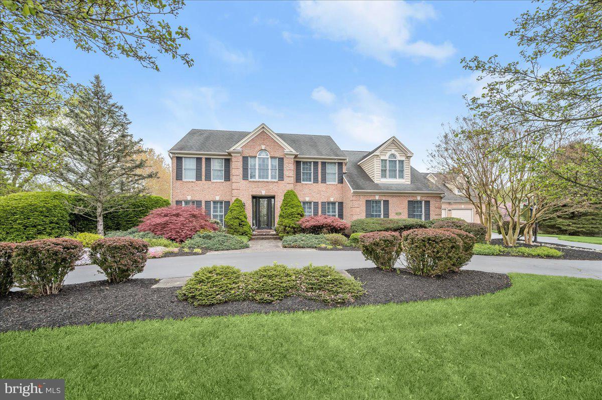 THE WARFIELDS - Residential