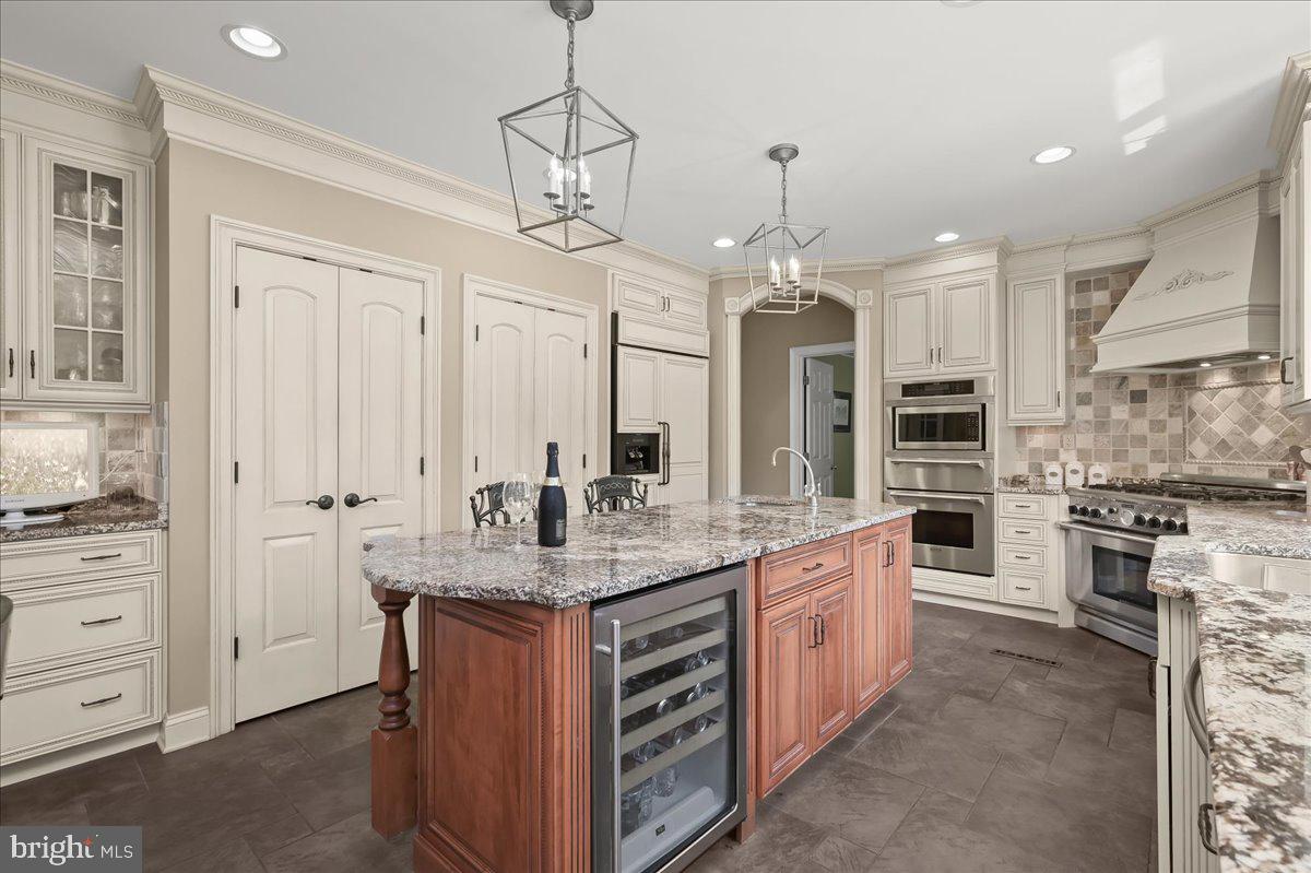 THE WARFIELDS - Residential