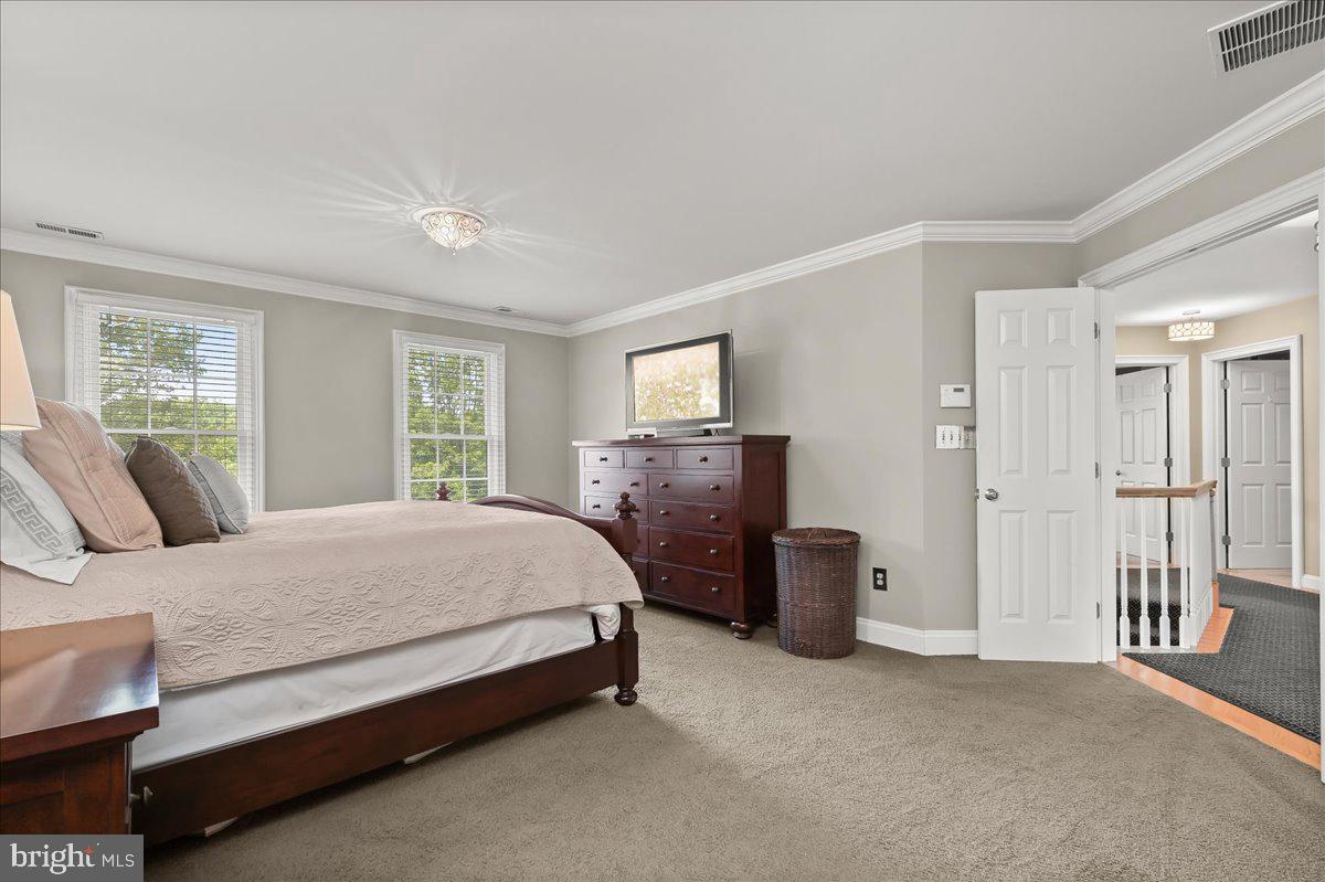 THE WARFIELDS - Residential