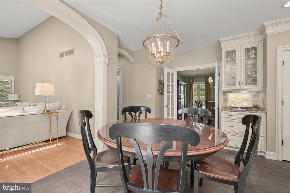 THE WARFIELDS - Residential