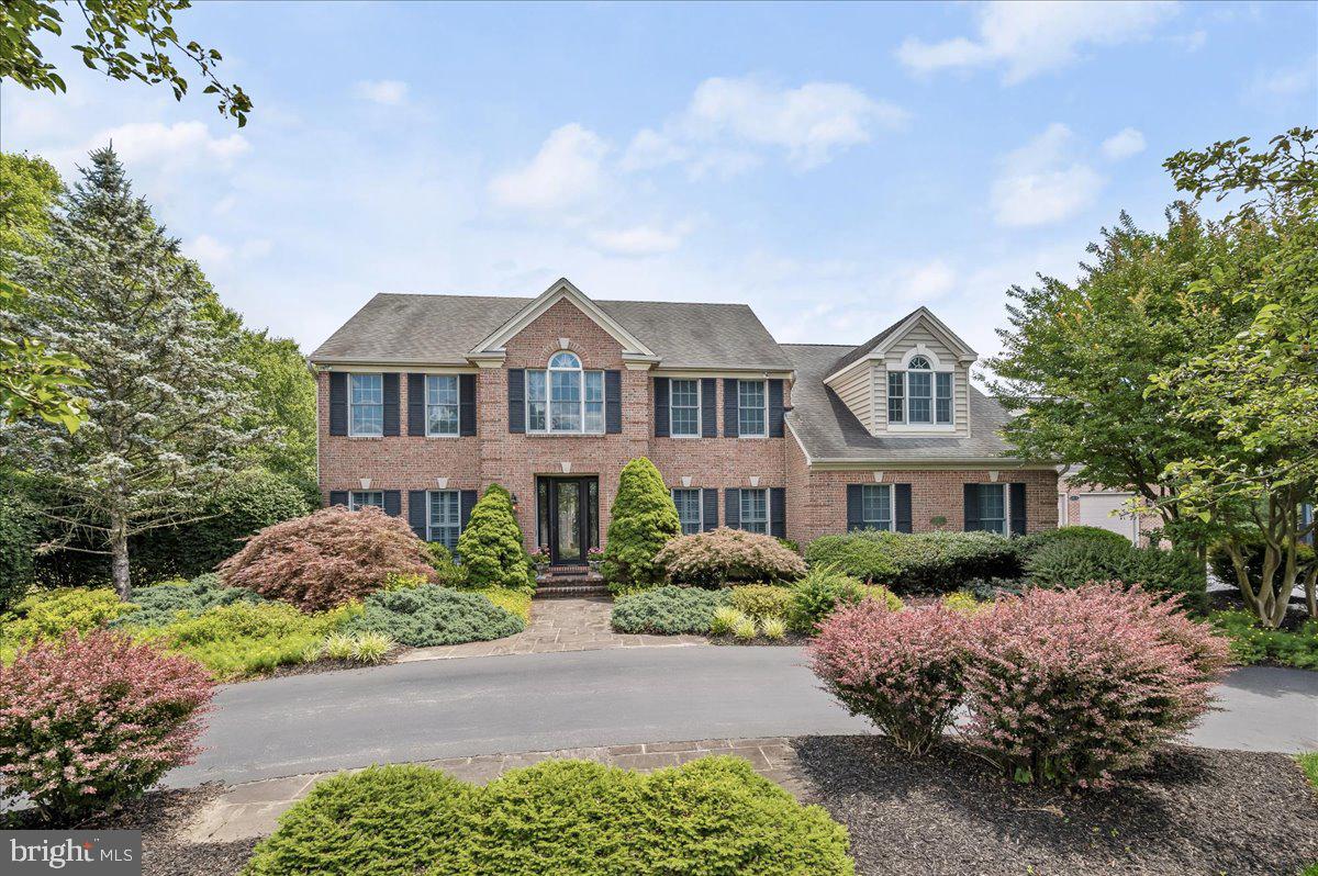 THE WARFIELDS - Residential