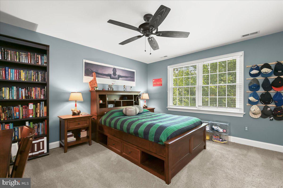 THE WARFIELDS - Residential