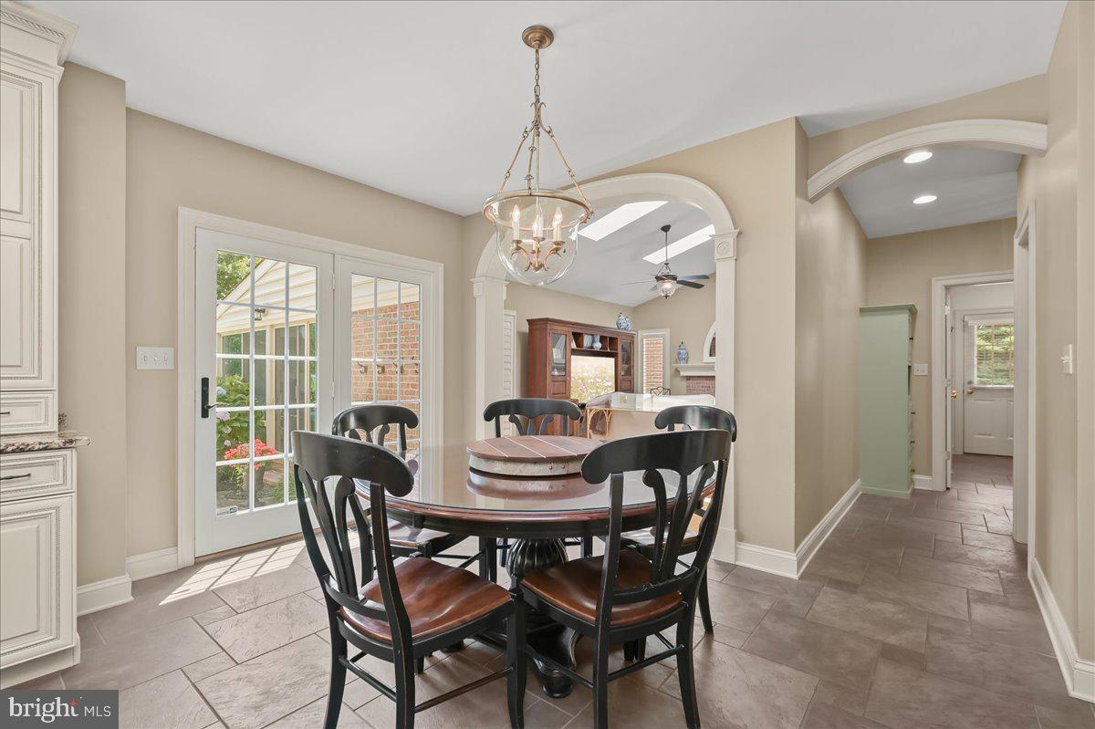 THE WARFIELDS - Residential