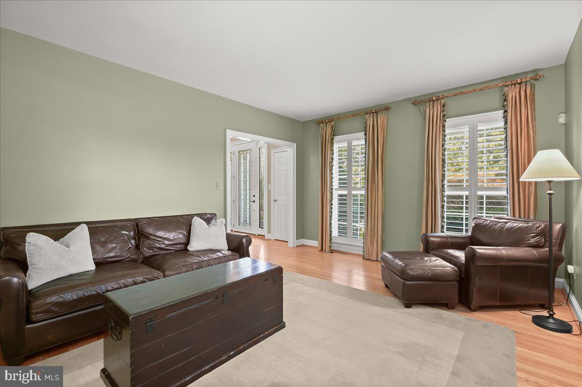 THE WARFIELDS - Residential