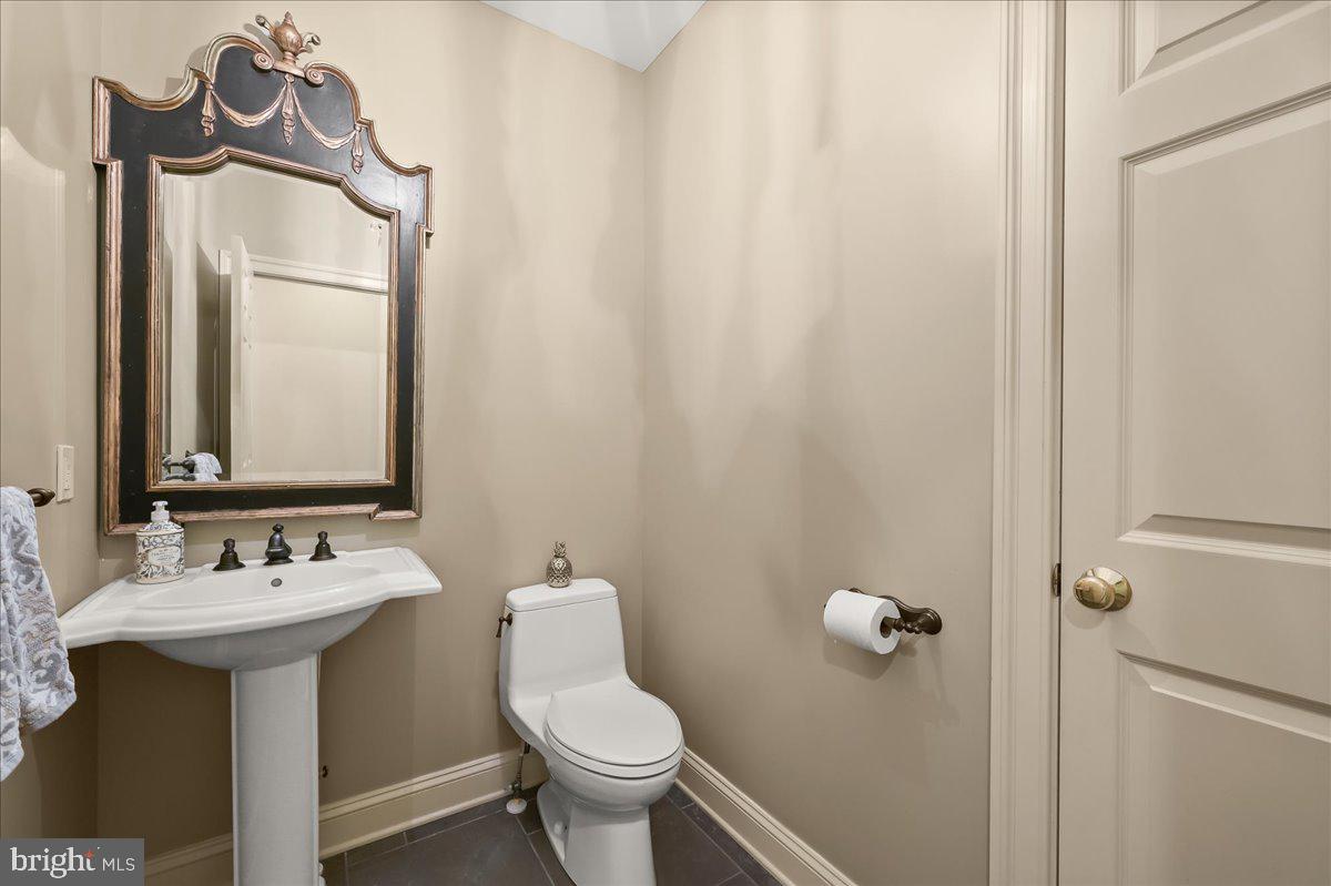 THE WARFIELDS - Residential