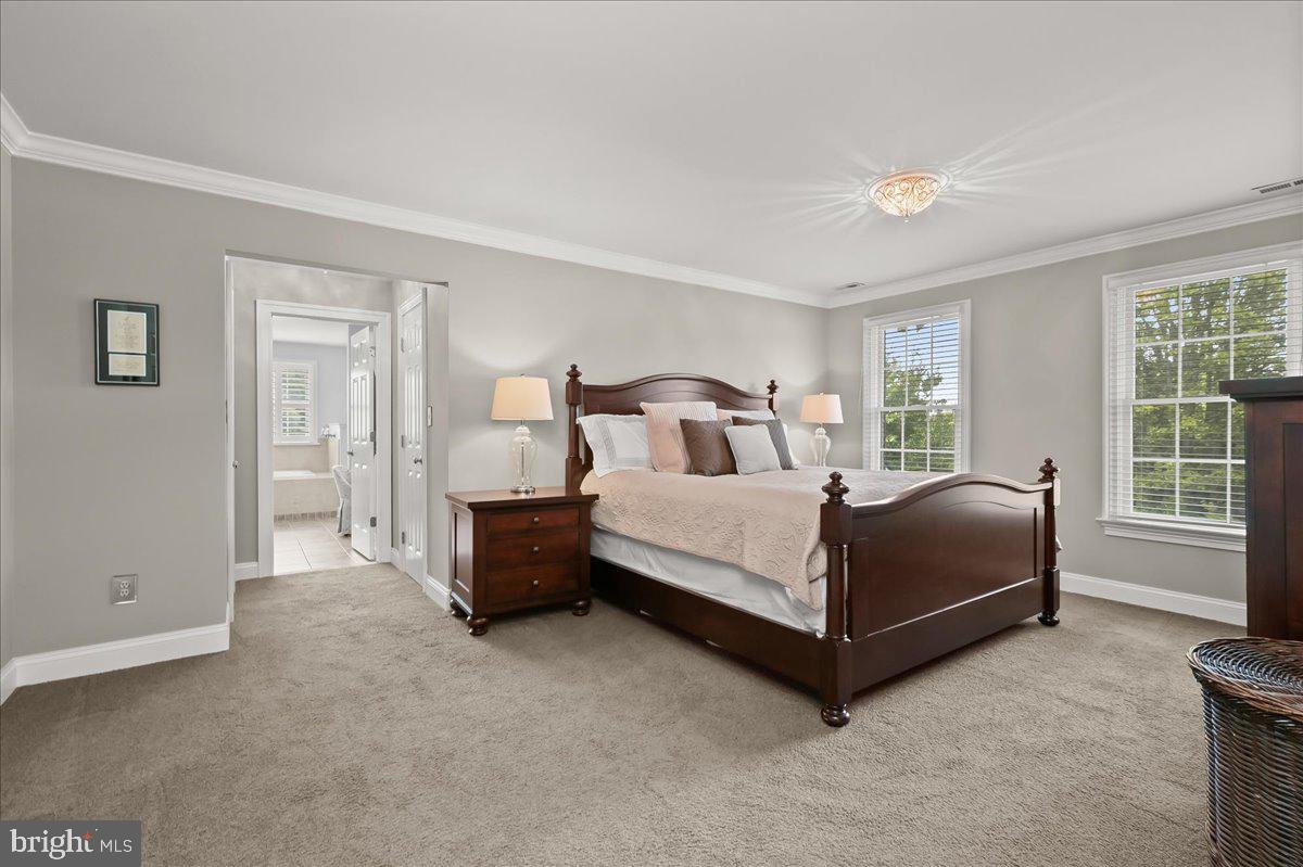 THE WARFIELDS - Residential