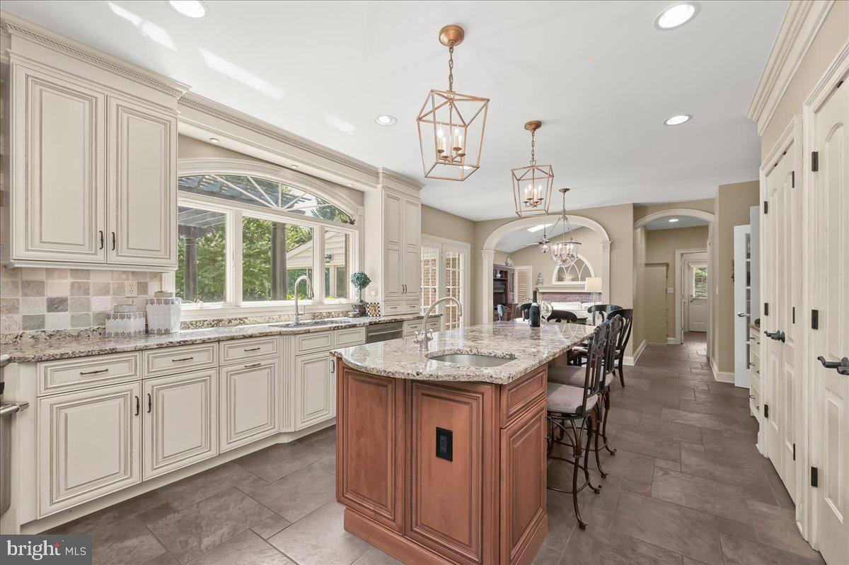 THE WARFIELDS - Residential