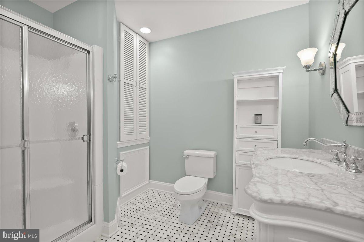 THE WARFIELDS - Residential