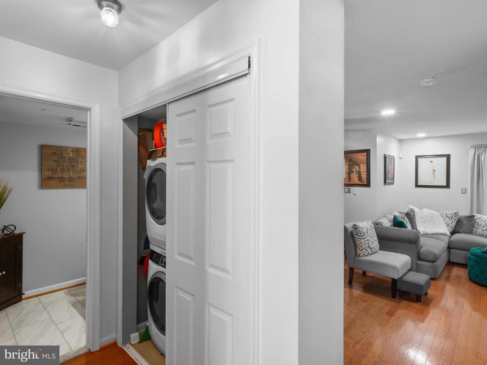 4844 KING JOHN WAY 274