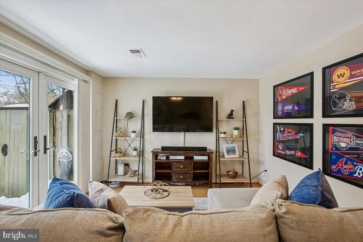 COVINGTON - Residential