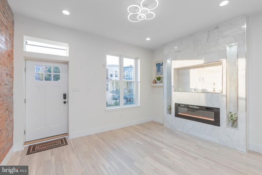 Beautiful new construction home in Brewerytown with top of the line finishes. Located conveniently to most major city sites with public transportation available on the same block.  10 mins ( 1mile) to the Art Museum  10 mins to University City  10 mins to Center City Easy to get to a bunch of places. Tons of parking by the house. High end and all new LG appliances (washer, dryer, dishwasher). Fully finished basement with two full sized closets. Exposed brick in the living room and upstairs bedroom which also has a private deck patio with direct access from the room. Smart home. Smart lights, Nest thermostat, Ring door bells and cameras included for added security. All functions can be remotely accessed via a smart phone. Showers have temperature monitors so you can set your water temp to a specific defeee every time for the perfect shower. Bathroom mirrors have anti-fogging technology along with ring lights for a brighter look and start to your day. Schedule your tour today!