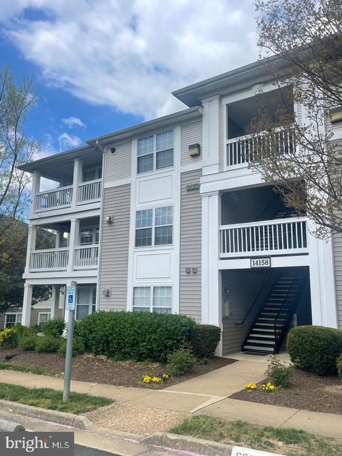 Condo For Rent - 14158 Cuddy Loop #201<br/> WOODBRIDGE, VA 22193