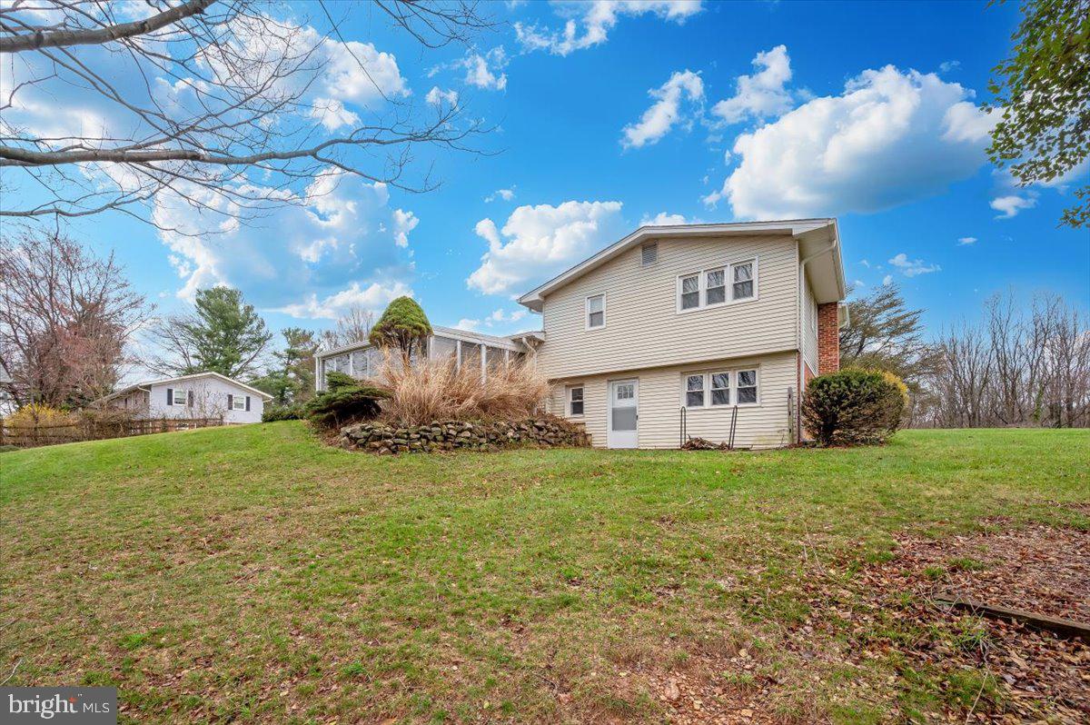 LINGANORE VIEW - Residential