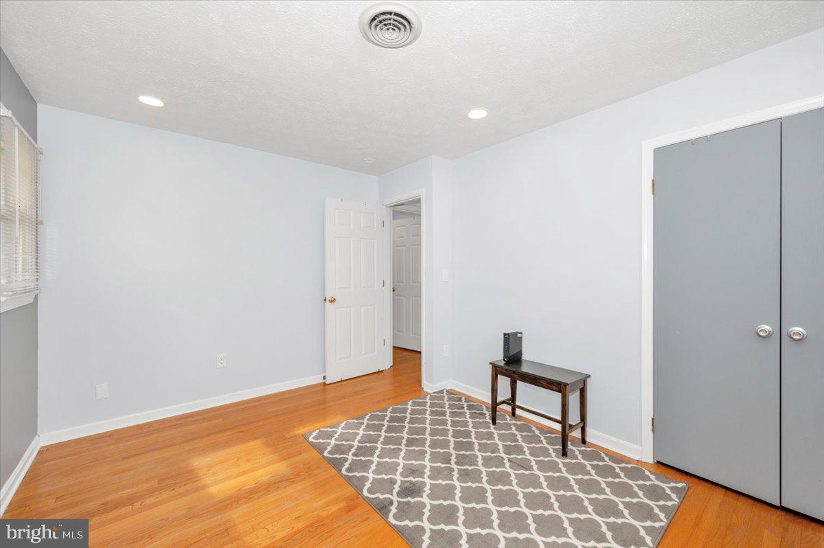 LINGANORE VIEW - Residential