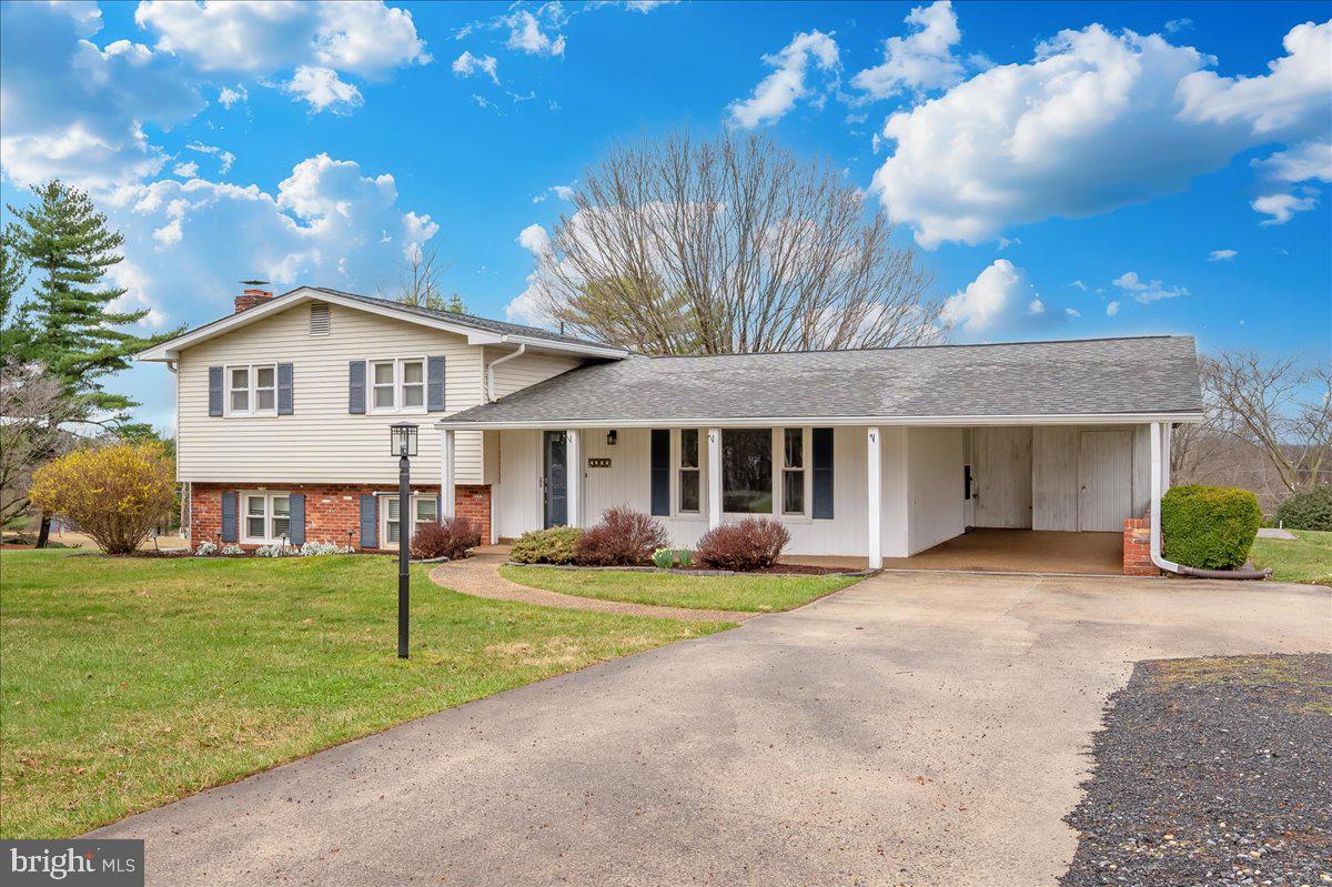 4984 LINGANORE VIEW DRIVE