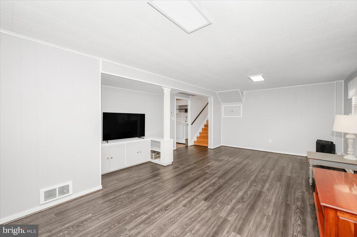 LINGANORE VIEW - Residential