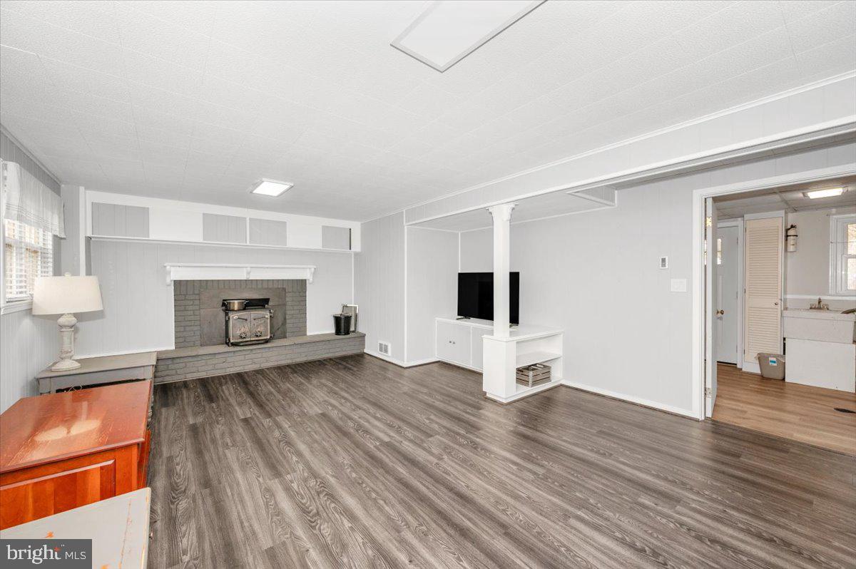 LINGANORE VIEW - Residential