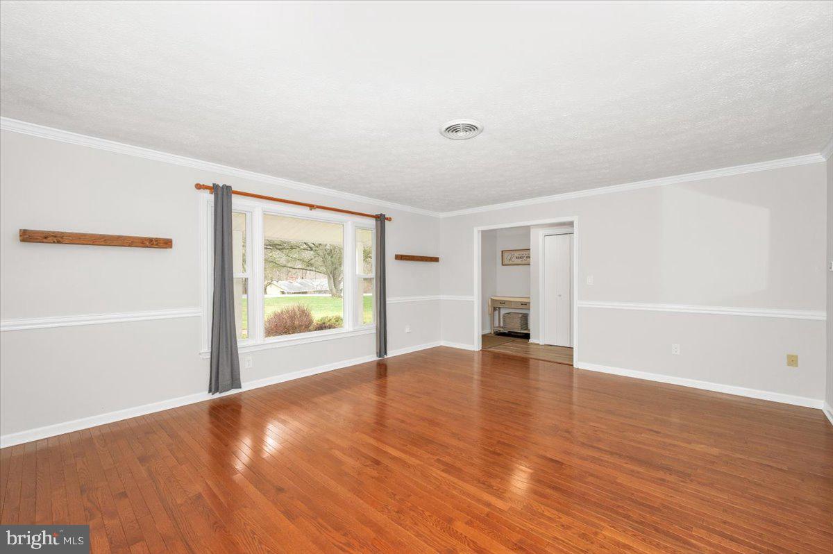 LINGANORE VIEW - Residential