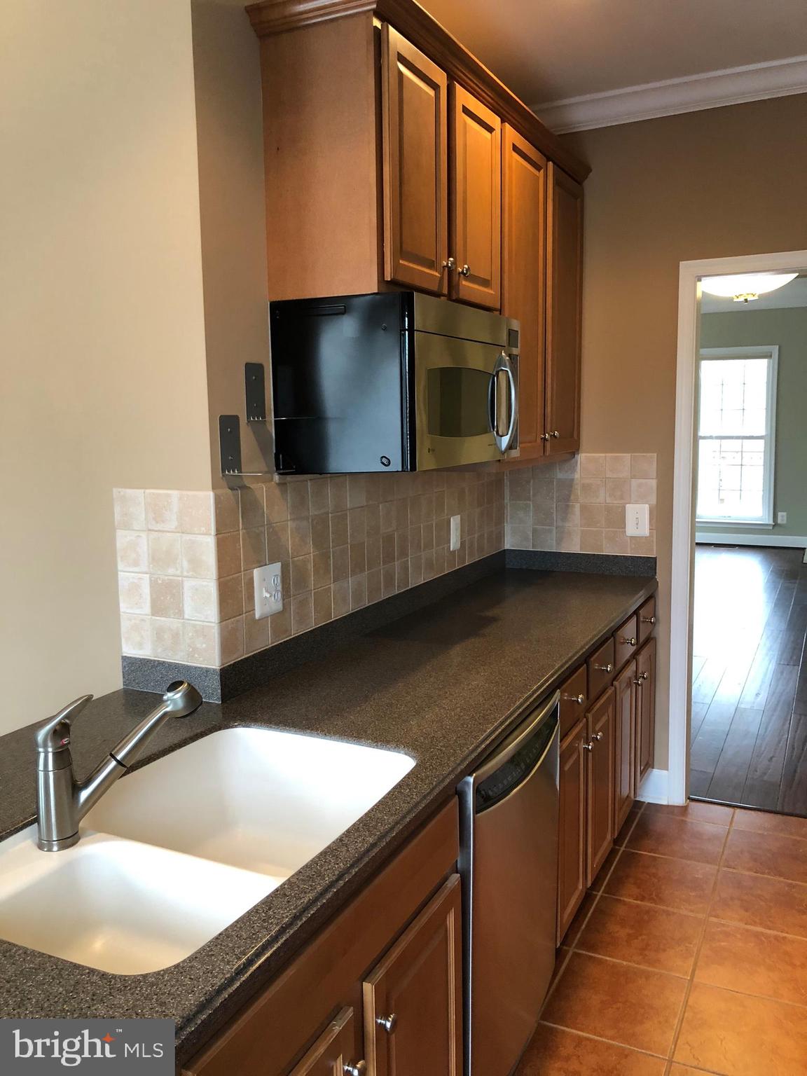 COPPERMINE CROSSING - Residential Lease