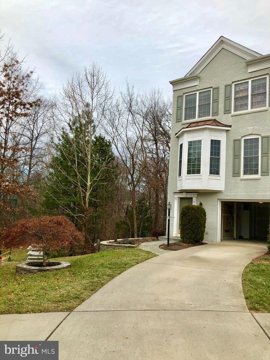 This property is a gem located in the heart of the IT corridor in Herndon. It is a "Premium Lot" end unit possessing privacy while being part of a beautiful community. Stressed bamboo hardwood floors, beautiful deck with fantastic views, private lower patio, stainless steel kitchen appliances, gas fireplace, pet-friendly. A must-see for the serious renter! Must have a minimum credit score of 700.