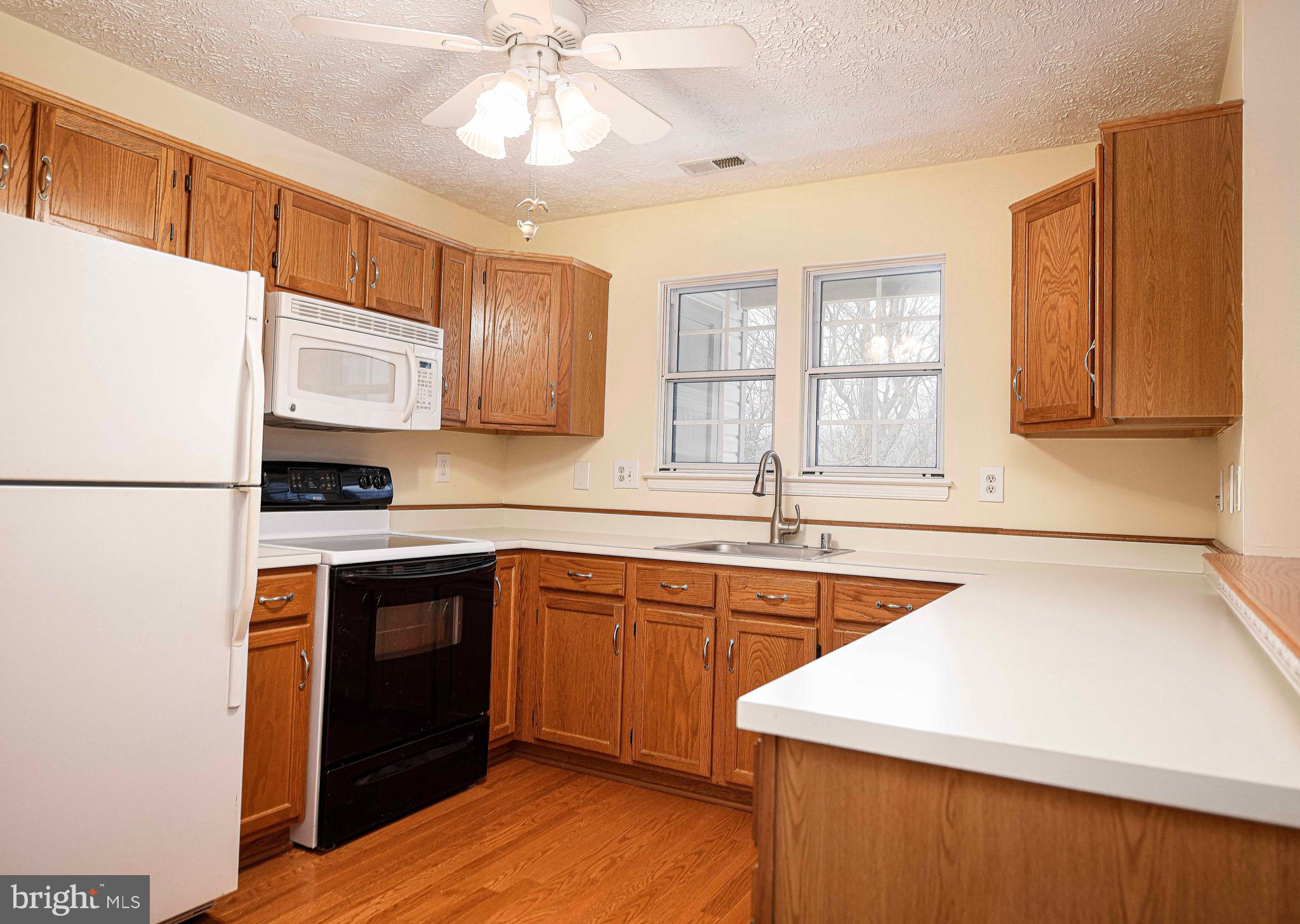 RED FOX FARMS - Residential