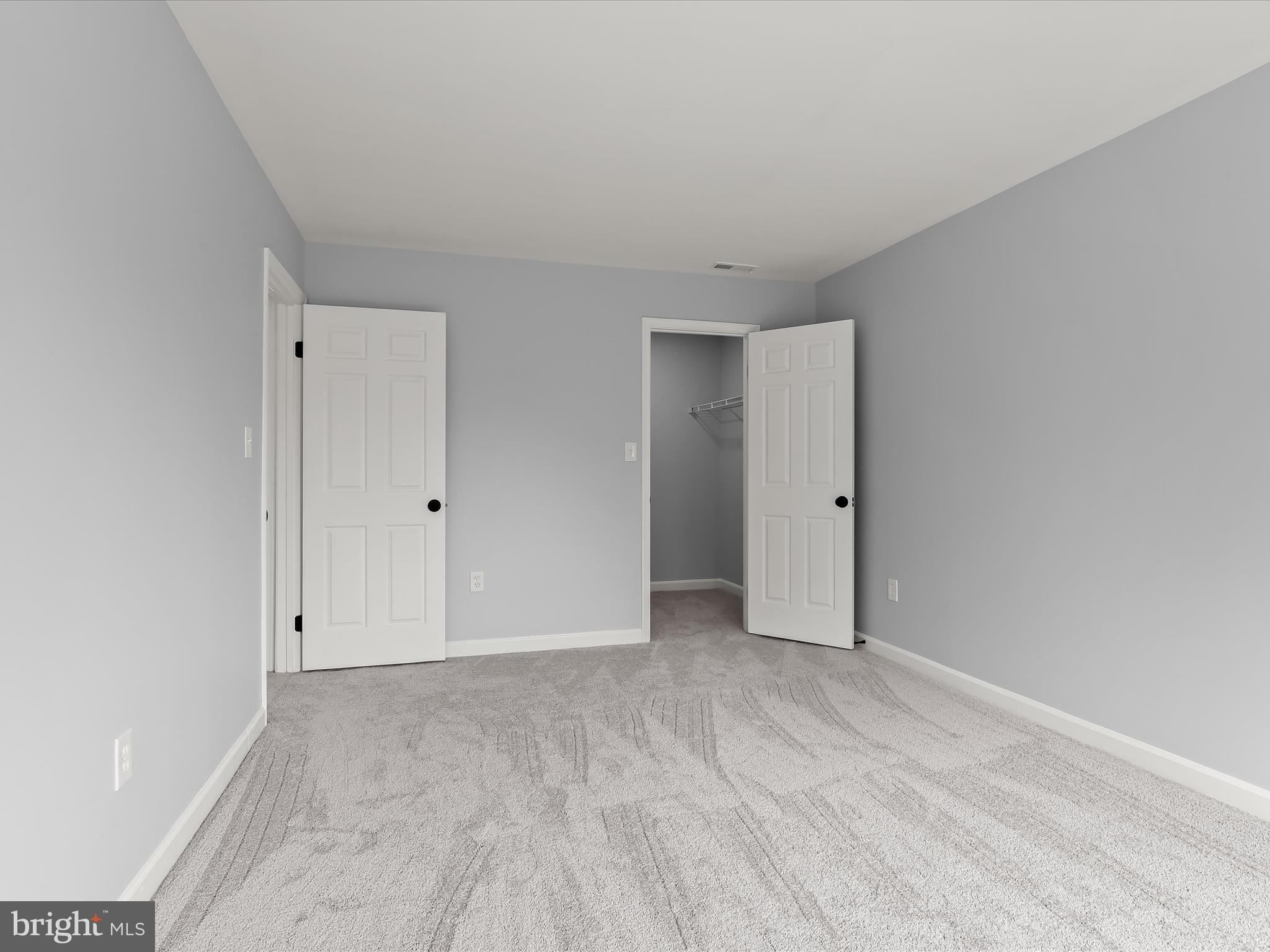 BERKLEIGH SQUARE - Residential