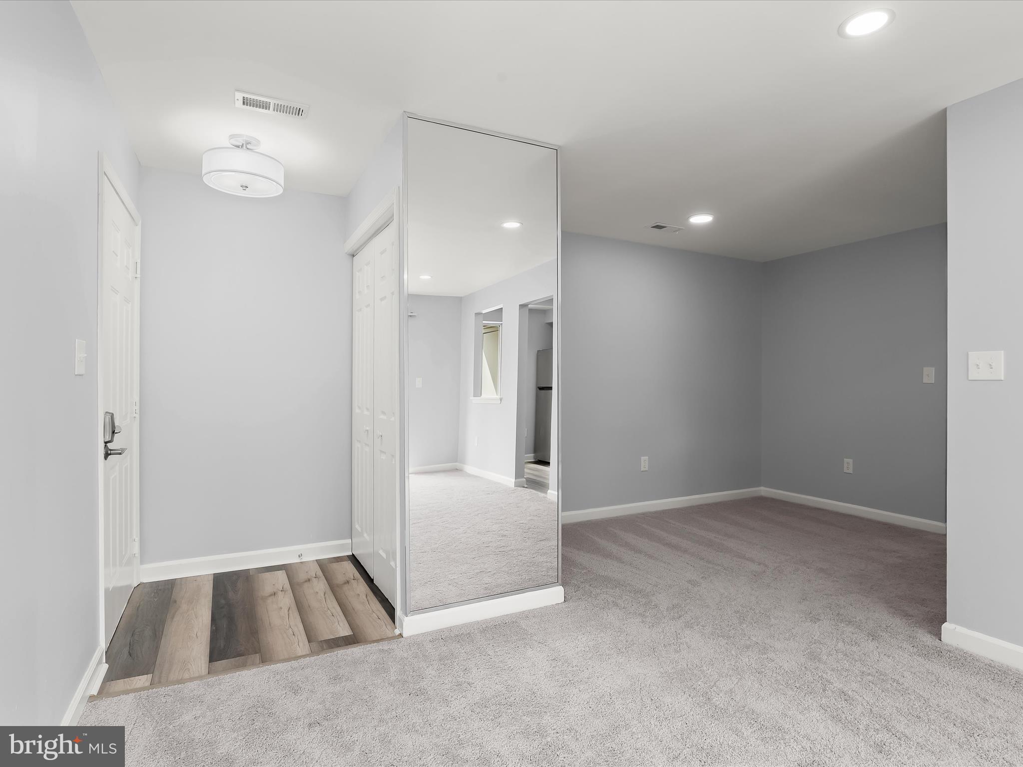 BERKLEIGH SQUARE - Residential