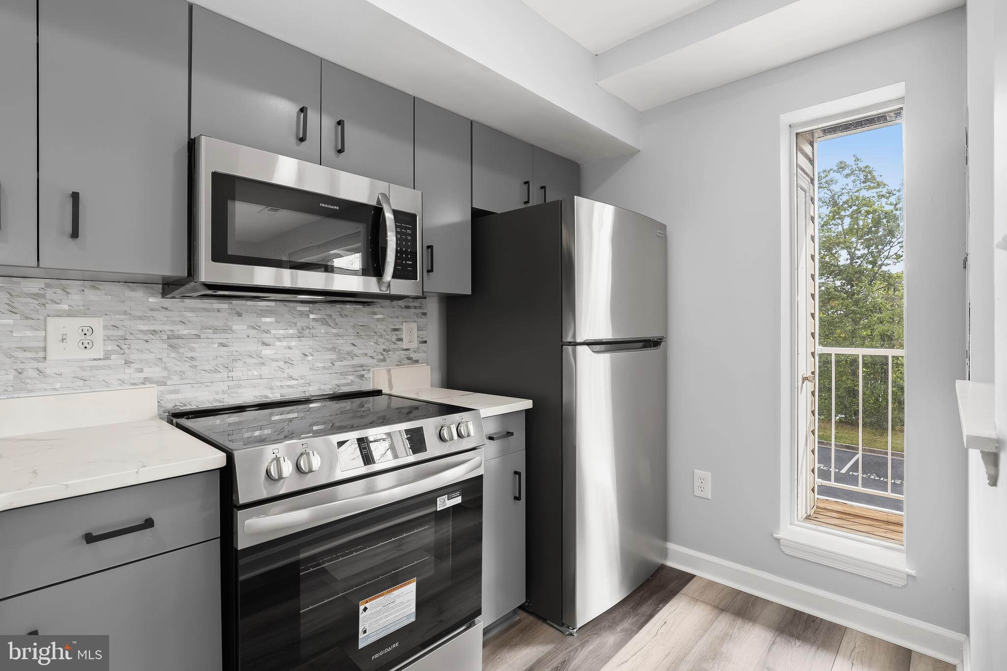 BERKLEIGH SQUARE - Residential