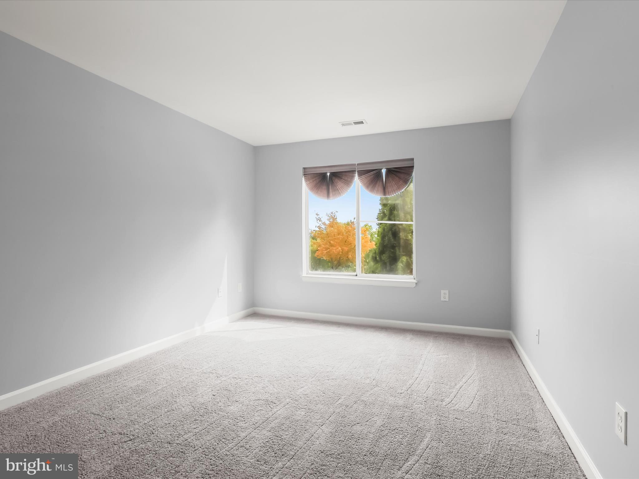 BERKLEIGH SQUARE - Residential